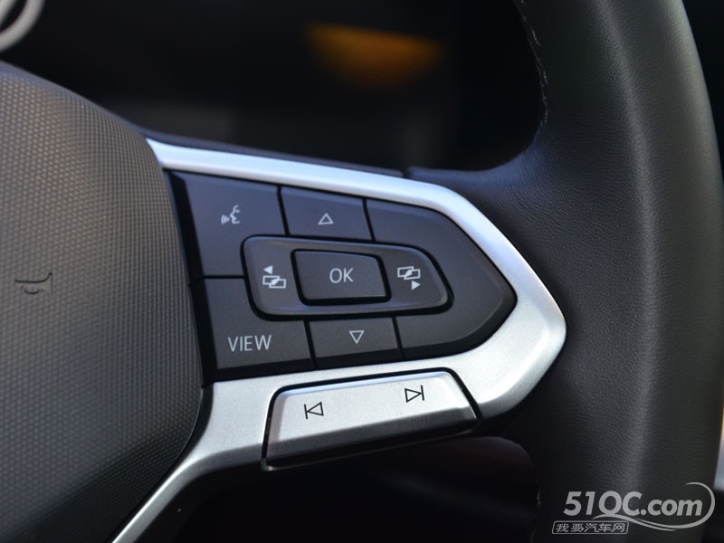 2023款 上汽大众朗逸 中控