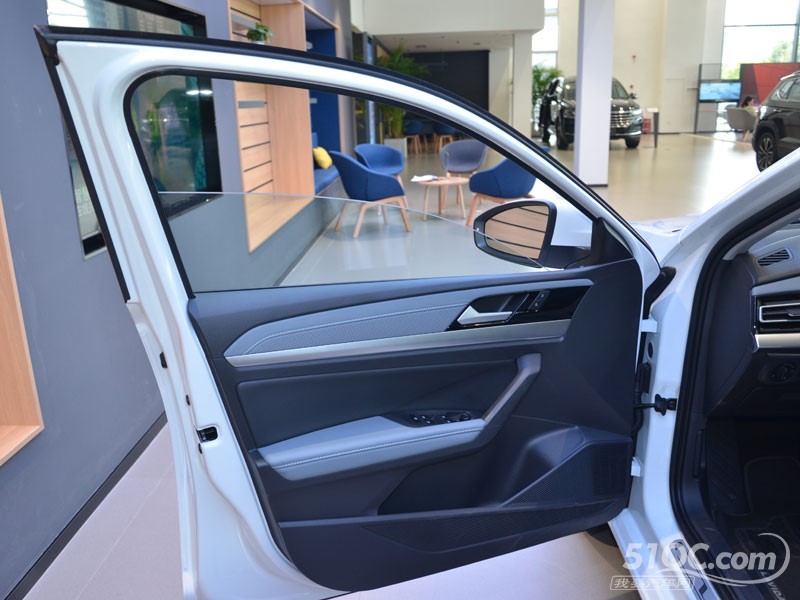 2023款 上汽大众朗逸 内饰